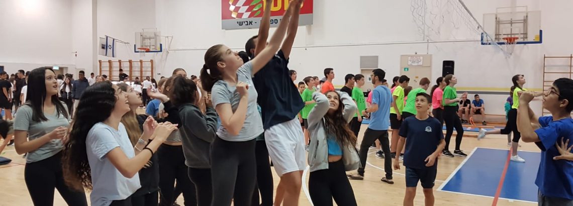 שכבה ח’ האלופה ביום ספורט שכבתי 🏀 מגבש ומהנה!
