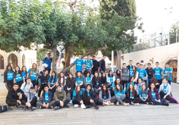 תלמידי ט’ מדעית בסיור במדעטק חיפה