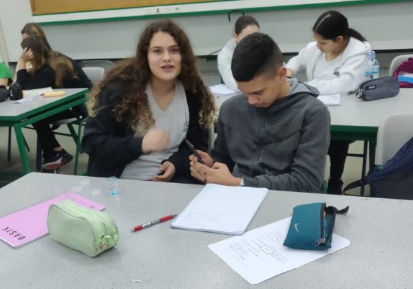תלמידי החטיבה ציינו את שבוע החלל