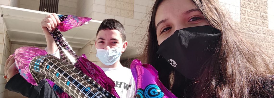 שכבת ח’ מתגבשת ונהנת מהחבילה עוברת❤️