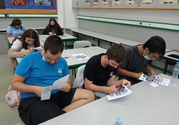 שכבת ט’ לומדת על מציאות רבודה, המרות אנרגיה ושימוש הידע בחיתוך על ידי חום
