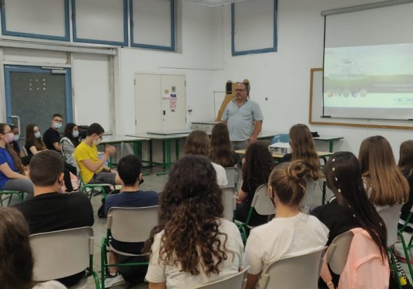 תלמידי מדעית ח’ במפגש פתיחה והכרות עם פרויקט יואל 8💪