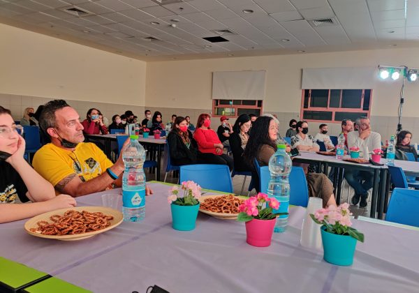 “זאפהנתן” – משפחת כיתות המוסיקה בערב מדהים, הרמוני שכולו מוסיקה עם הנגן, מעבד, יוצר יוסי פיין🎸🎤🎸